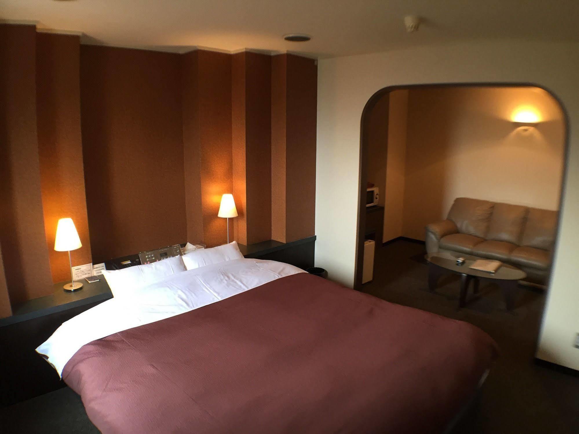 Hotel Porte Sapporo Exteriör bild
